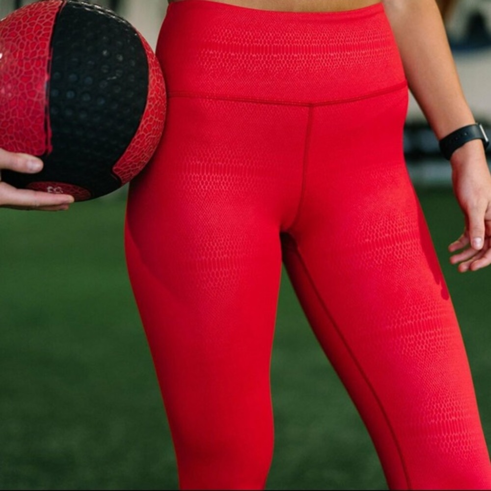 ZYIA red venom light n tights 8/10